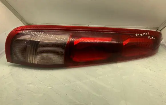 Nissan X-Trail T30 Rear/tail lights 4913