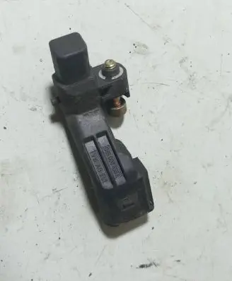 Volkswagen Golf V Crankshaft position sensor 045906433A