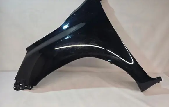 Toyota Hilux VIII Fender