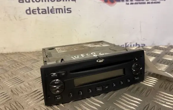 Iveco Daily 35 - 40.10 Radio/CD/DVD/GPS head unit 7607005082