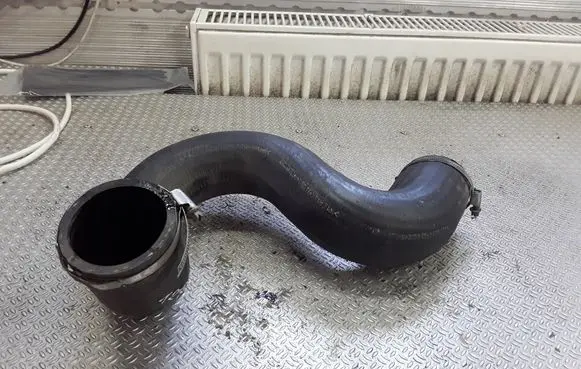 Peugeot 307 Intercooler hose/pipe
