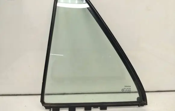 Toyota Avensis T250 Rear vent window glass 43R00048 DOT24AS2M68