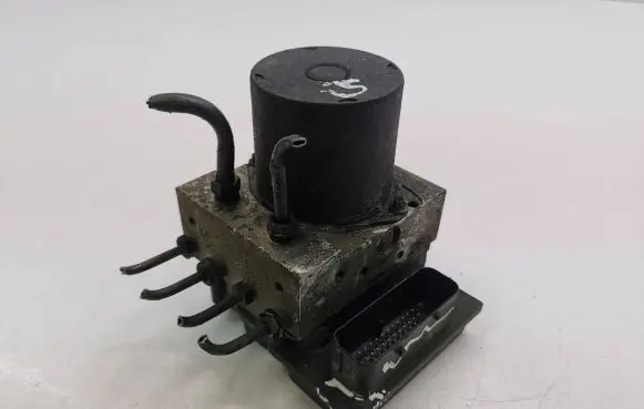 BMW 5 E60 E61 ABS Pump 6768906 6768908