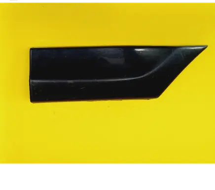 Volkswagen PASSAT B4 Front arch trim 3A0853518A