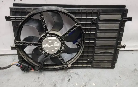 Audi A1 Electric radiator cooling fan 6R0121207L PA66GF30