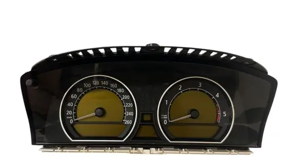 Geschwindigkeitsmesser Cockpit
