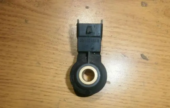 Opel Corsa B Detonation knock sensor 0261231120