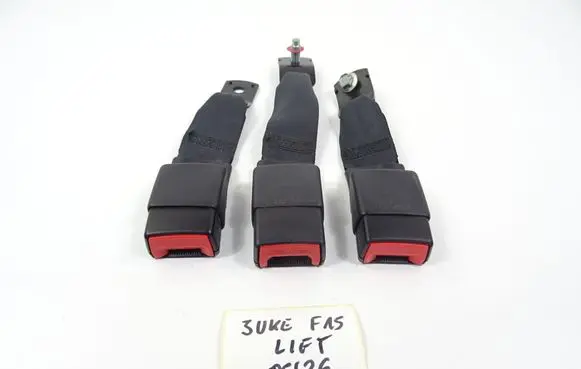 Nissan Juke I F15 Rear seatbelt buckle 