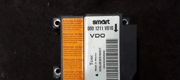 Smart ForTwo I Airbag control unit/module 0001211v010 c6v4h25a981