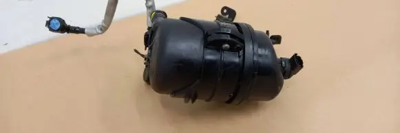 Jaguar XE Fuel filter housing GX739B072AF GX739D202AD U10F251916