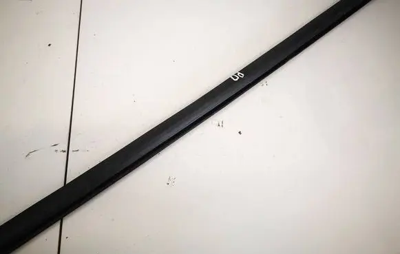 Volvo V50 Front door glass trim molding 