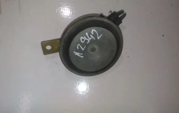 Mitsubishi Carisma Horn signal 002952 e10020011