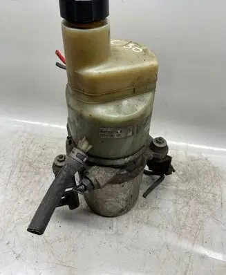 Volvo C30 Power steering pump 9n513k514ab