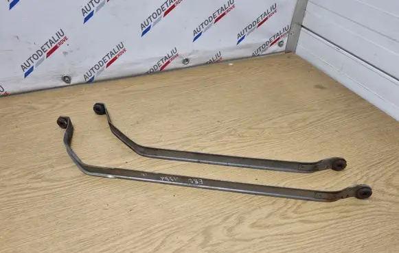 BMW 1 E82 E88 Fuel tank mounting bracket 7195167