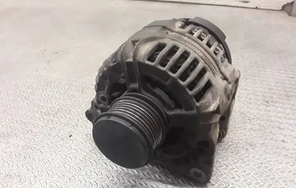 Ford Galaxy Generator/alternator 038903023L