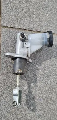 Nissan Terrano Clutch slave cylinder 