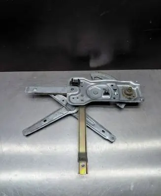 BMW 5 E34 Rear door manual window regulator 51341944