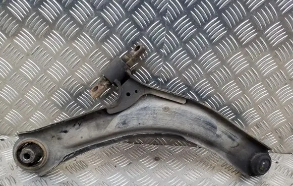 Nissan X-Trail T31 Front lower control arm/wishbone