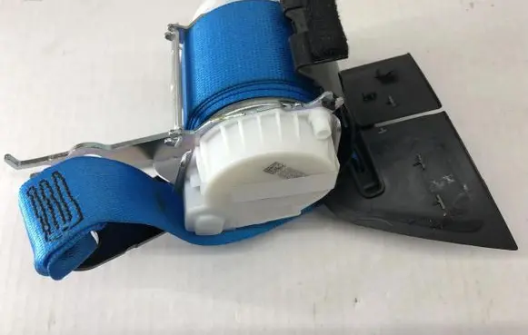 BMW i8 Rear seatbelt