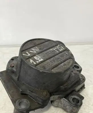 Seat Toledo II (1M) Vacuum pump 038145101B