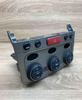Alfa Romeo 147 Climate control unit 46799632 E09374 C397