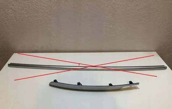 Front bumper splitter molding