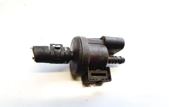 Audi A3 S3 8L Fuel tank valve 06e906517a