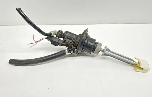 Citroen C4 II Picasso Clutch master cylinder 9674259580 13416120659 14D160825