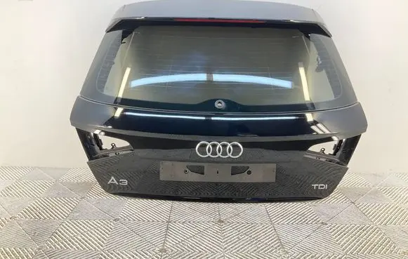 Audi A3 S3 8V Tailgate/trunk/boot lid