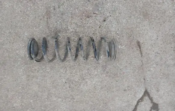 Volkswagen Touran I Rear coil spring 