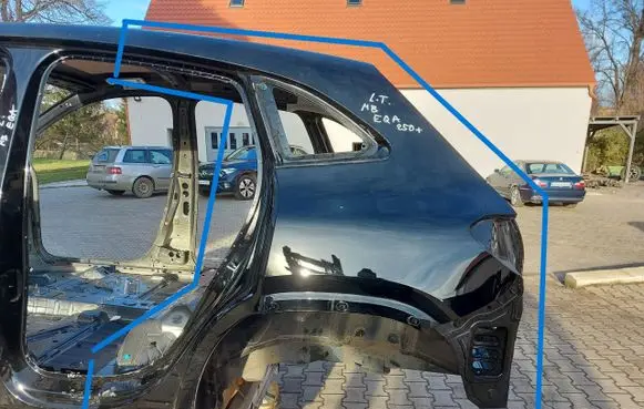Mercedes-Benz EQA Rear quarter panel 