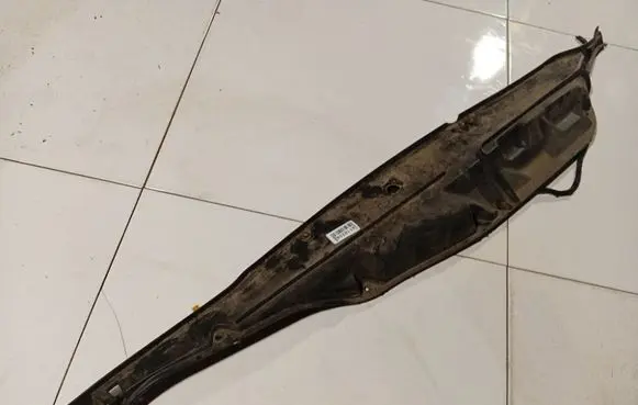 Opel Corsa D Engine bonnet/hood lock trim molding 