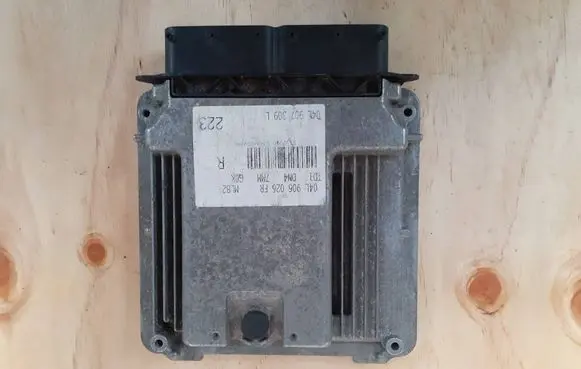 Audi A4 S4 B9 Engine control unit/module ECU 04L906026FR-AUDI 04L906026FR 04L907309L