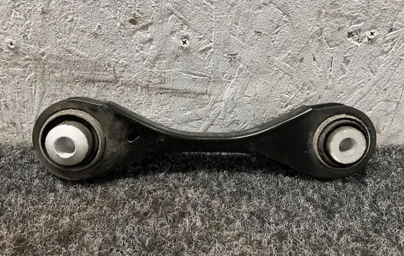 BMW X3 G01 Rear control arm 6871498 6871499