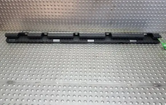 Volvo XC90 Sill supporting ledge S26370512 32216523