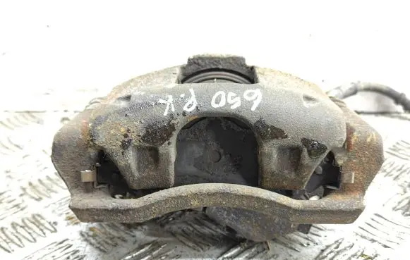 Chrysler Town & Country V Front brake caliper