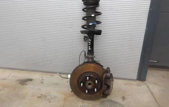 KIA Xceed Front shock absorber with coil spring 54661J7RA0 T1010322935