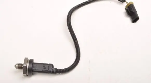BMW M4 F82 F83 Fuel pressure sensor 0261230349