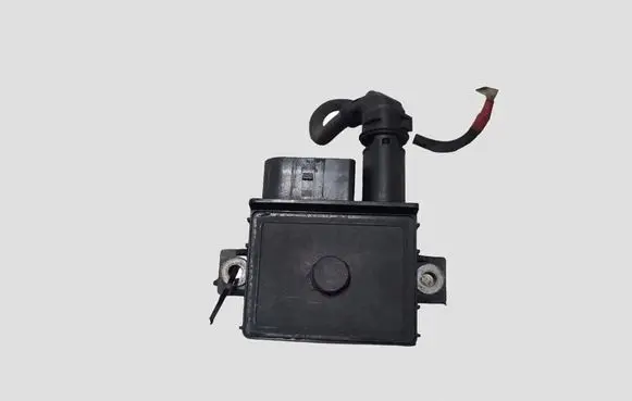 BMW 1 E81 E87 Glow plug pre-heat relay 779800003 0522120102
