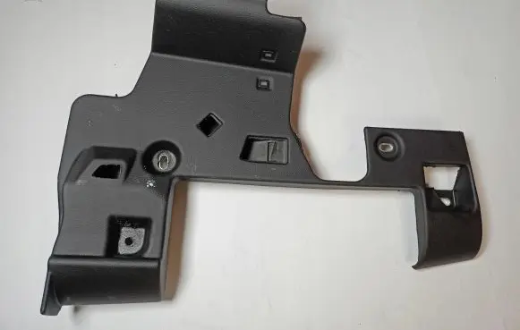 Maserati Ghibli Dashboard center trim panel 6700215060