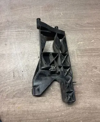 Audi A6 C7 Headlight/headlamp mounting bracket 4G0805607