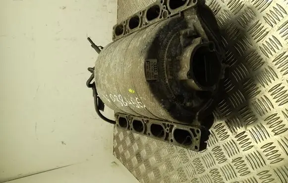 Audi A4 S4 B6 8E 8H Intake manifold 079133185E