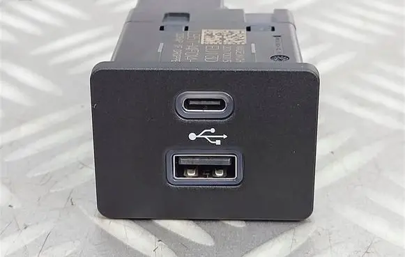 Ford Kuga III USB socket connector LB5T14F014CC