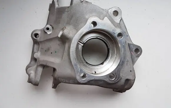 Polestar 2 Rear wheel hub spindle/knuckle 31681851 P31681851