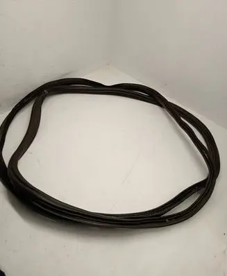 Porsche Macan (95B) Trunk rubber seal (body) 95B827705