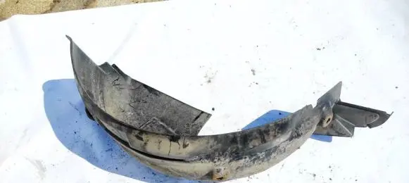 Smart ForTwo I Front wheel arch liner splash guards 0004743V003