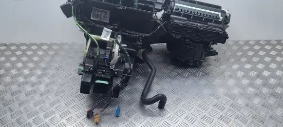 Volkswagen PASSAT B8 Interior heater climate box assembly 3Q1816005G 3Q1819021 5Q0907521C