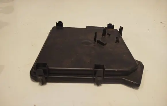 Renault Kangoo II Fuse box cover 284C41797R 2833000