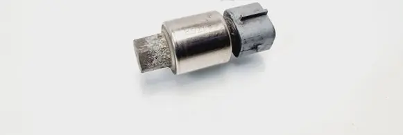 Ford Focus Air conditioning (A/C) pressure sensor A1768