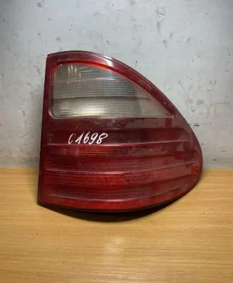Mercedes-Benz E W210 Rear/tail lights A2108206764 C1698